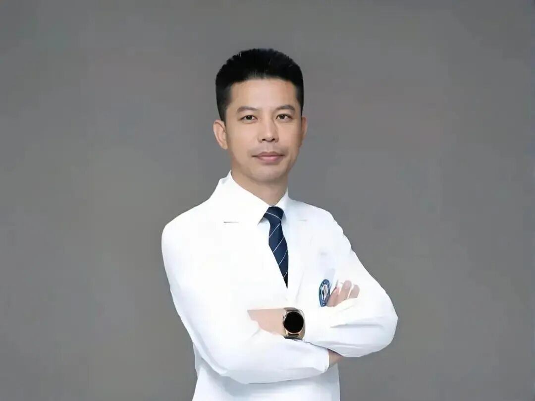 脚上长“大疙瘩”?又丑又疼还难买鞋!一文说清踇外翻怎么办 脚上长“大疙瘩”?又丑又疼还难买鞋!一文说清踇外翻怎么办